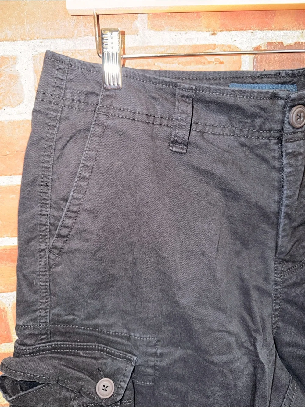 Men's Aero Black Cargo Shorts - Classic Utility Style Y2K Sz 30